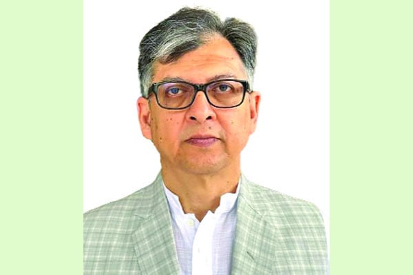 একটি দল সনদ স্বাক্ষরের সুযোগ খুঁজছে