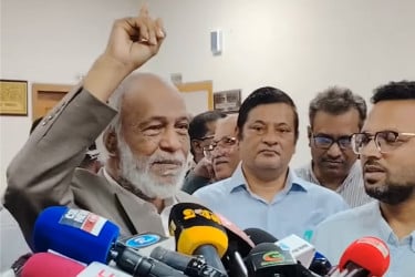 নির্বাচনের দিনই গণভোটে অটল বিএনপি : ড. মঈন খান