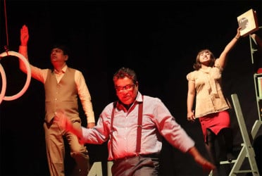 থিয়েটার আর্ট ইউনিটের প্রতিষ্ঠাবার্ষিকীতে শিল্পকলায় "বলয়"