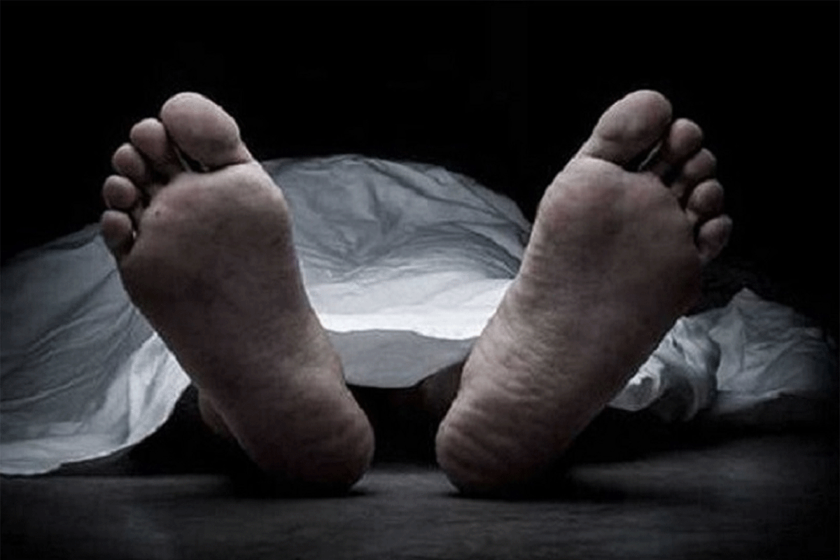 রাজধানীতে দোকানের ভেতর চা বিক্রেতার ঝুলন্ত মরদেহ উদ্ধার