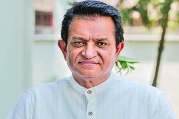 ফরিদপুরে অবাঞ্ছিত এ কে আজাদ, মশালমিছিল