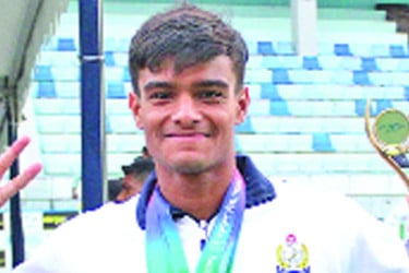 ২০ রেকর্ডে শেষ হলো জাতীয় সাঁতার
