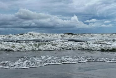 সাগরে ফের লঘুচাপের আভাস, বাড়তে পারে বৃষ্টি