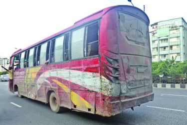 গণপরিবহনে নৈরাজ্য