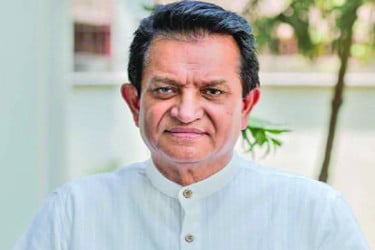 ফরিদপুরে অবাঞ্ছিত এ কে আজাদ, মশালমিছিল
