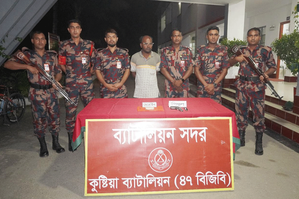 কুষ্টিয়ায় কুখ্যাত ‘চল্লিশ বাহিনী’র প্রধানের সহযোগী জামিল মালিথা আটক