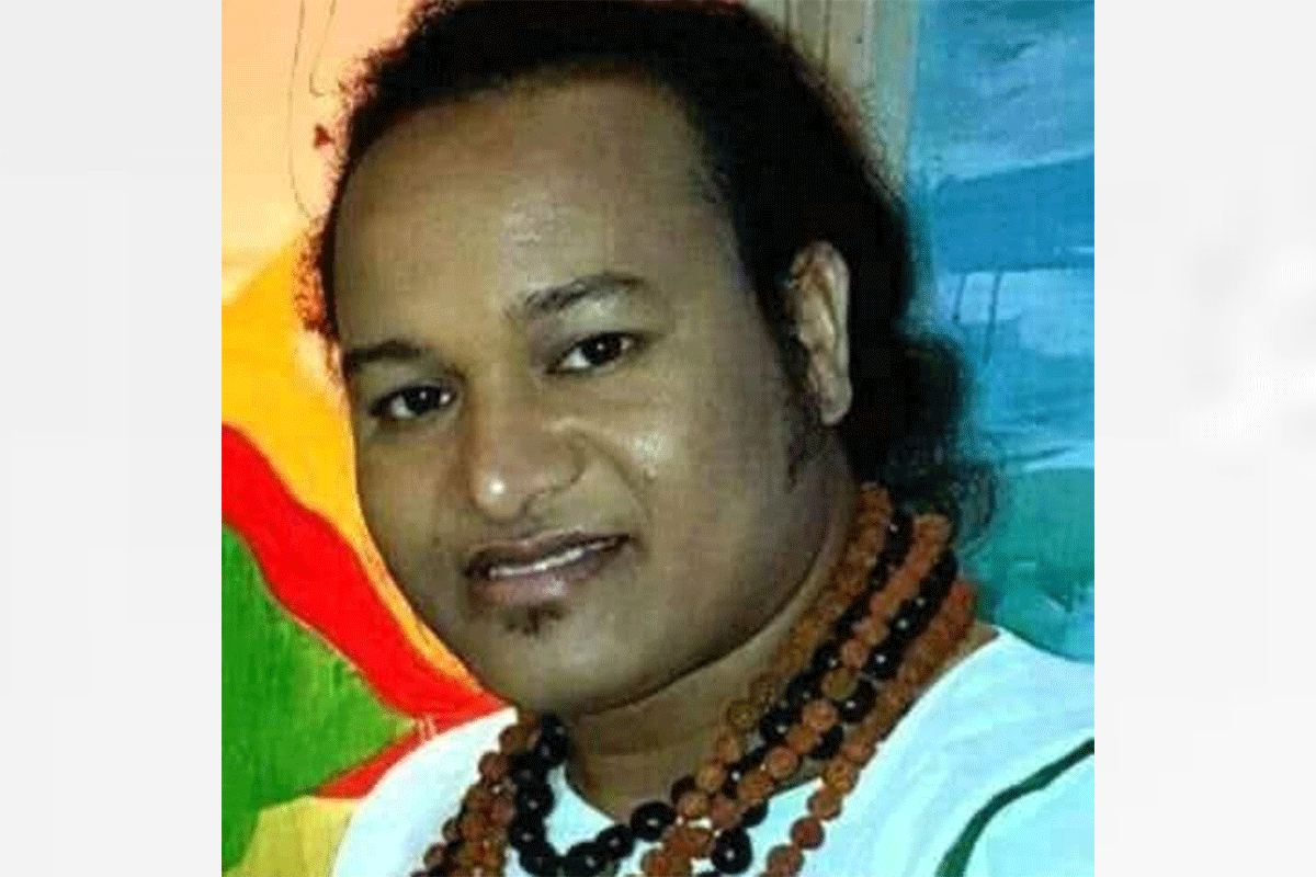 বাড়ি ফেরার পথে লালন শিল্পীকে দুর্বৃত্তদের ছুরিকাঘাত