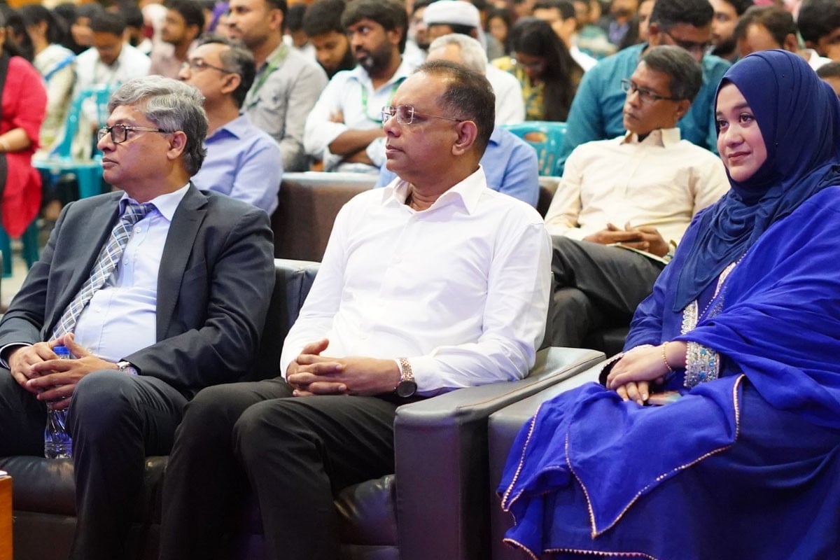 উৎসবমুখর পরিবেশে নর্দান ইউনিভার্সিটিতে নবীন শিক্ষার্থীদের বরণ