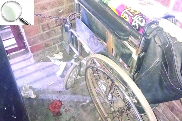 টাকা ছাড়া ঘোরে না চেয়ারের চাকা