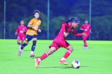 থাইল্যান্ডের কাছে মেয়েদের হার