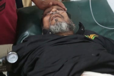 নিজ বাসার সামনে গুলিবিদ্ধ বিএনপি নেতা