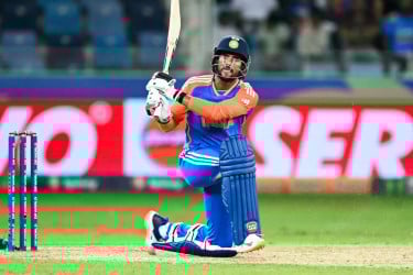 বাংলাদেশ সফরে বিরল রোগে অসুস্থ হয়ে পড়েছিলেন তিলক