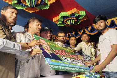 পিরোজপুরে আরাফাত রহমান কোকো স্মৃতি টুর্নামেন্টের ফাইনাল অনুষ্ঠিত