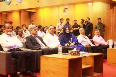 আনন্দঘন আয়োজনে নবীনদের বরণ করল নর্দান ইউনিভার্সিটি