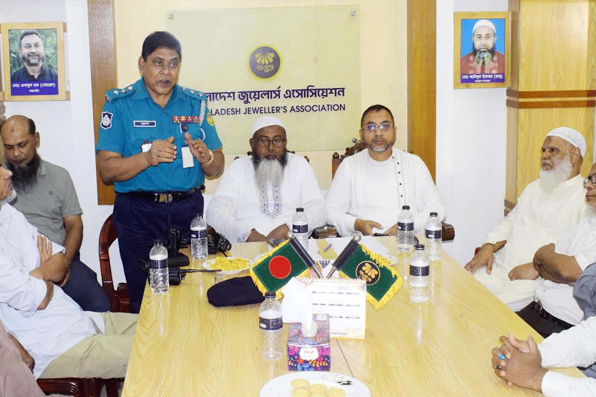রংপুরে স্বর্ণের দোকান নিরাপত্তা জোরদারে ১৩ সদস্যের কমিটি গঠন