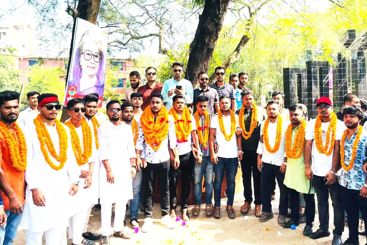 নতুন কমিটিকে অভিনন্দন জানিয়ে লক্ষ্মীপুরে ছাত্রদলের আনন্দ মিছিল