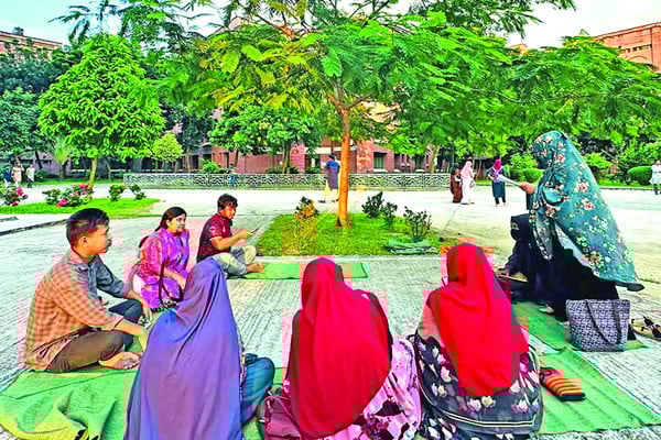 গল্প-আড্ডা ক্যাম্পাসের হৃদস্পন্দন