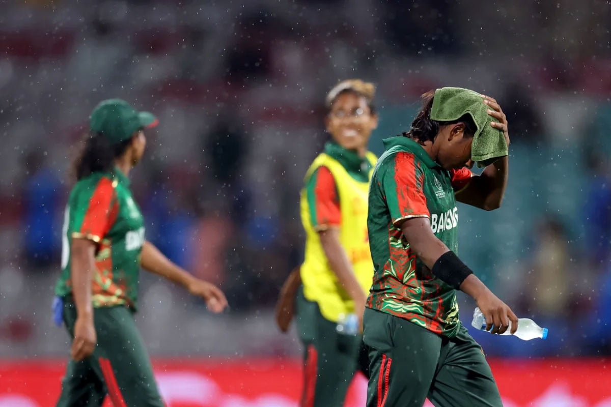 বৃষ্টিতে ভেসে গেল বাংলাদেশ-ভারত ম্যাচ
