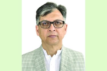 ফ্যাসিবাদ ঠেকাতে ঐক্যবদ্ধ থাকতে হবে