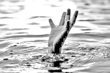 পানিতে ডুবে শিশুর মৃত্যু