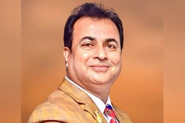 ক্লিকের যুগে প্রিন্ট মিডিয়ার টিকে থাকার লড়াই