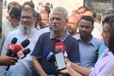 নির্বাচন বানচালে তৎপরতা চালাচ্ছে স্বৈরাচারের প্রেতাত্মারা : ফারুক