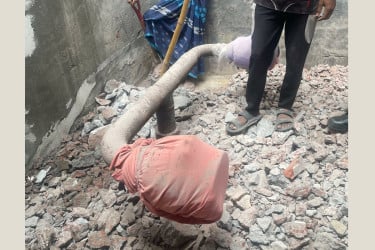নারায়ণগঞ্জে কারখানায় বিস্ফোরণে ৬ শ্রমিক দগ্ধ