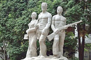 অপরাজেয় বাংলার সেই তিন মুক্তিযোদ্ধা