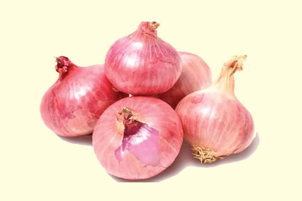 পর্যাপ্ত পিঁয়াজ মজুত, তবু আমদানির চাপ