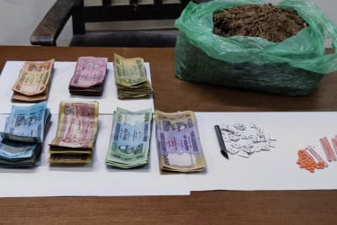 কেরানীগঞ্জে ৮ মাদক ব্যবসায়ী গ্রেপ্তার