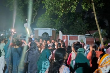 সাঁতার কাটতে গিয়ে রাবি ছাত্রীর মৃত্যুর ঘটনায় তদন্ত কমিটি