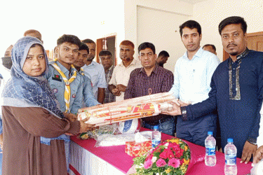 বগুড়ায় শিক্ষাপ্রতিষ্ঠানে ক্রীড়া সামগ্রী বিতরণ