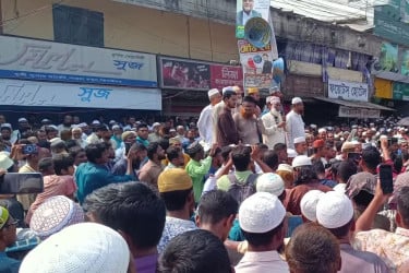 ৫ দাবিতে ঝিনাইদহে জামায়াতের বিক্ষোভ