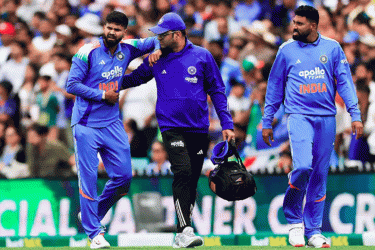 আইসিইউ থেকে কেবিনে আইয়ার