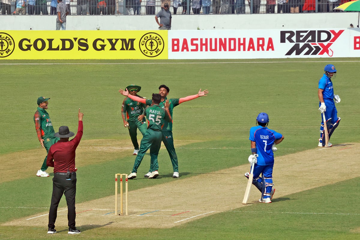 ১৯ বছর পর বগুড়ার শহীদ চান্দু স্টেডিয়ামে ফিরল ক্রিকেট
