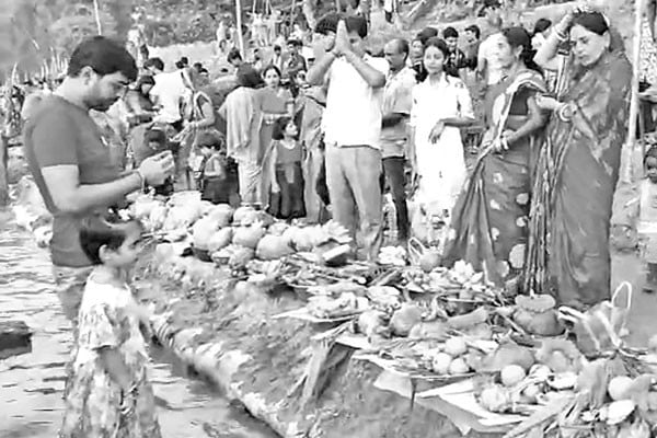 পুনর্ভবা তীরে সূর্যপূজা হিন্দু সম্প্রদায়ের মিলনমেলা