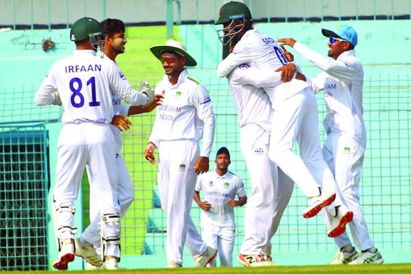 চট্টগ্রাম ১১২ রানে হারাল রাজশাহীকে