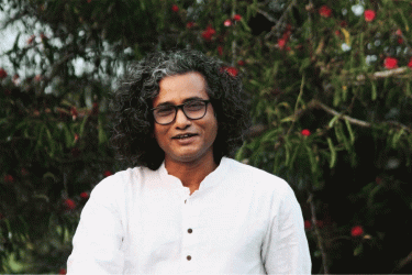 পোশাক নিয়ে বিতর্কিত পোস্ট, রাবির সেই অধ্যাপকের দুঃখ প্রকাশ