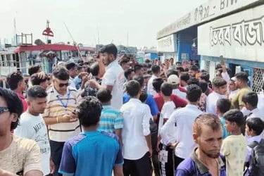 জেলার দাবিতে ভৈরবে একযোগে সড়ক-রেল-নৌপথ অবরোধের ঘোষণা