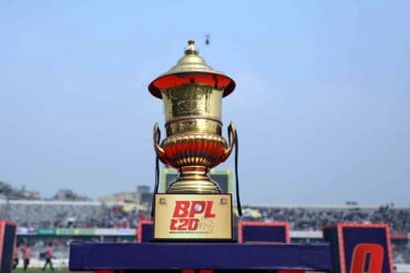 বিপিএলে দল নিতে আগ্রহী যে ১০ ফ্র্যাঞ্চাইজি