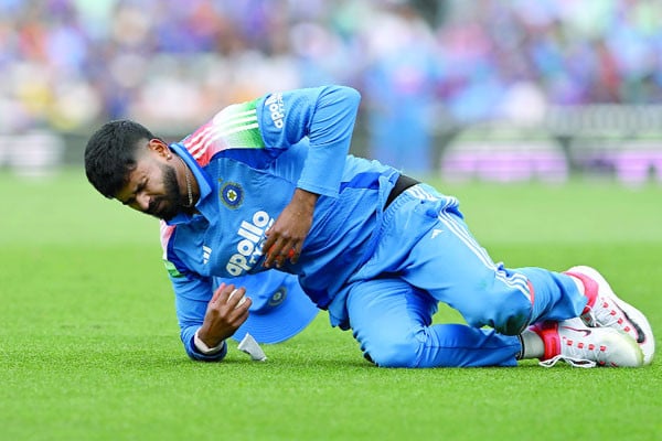 আইয়ারের শারীরিক অবস্থার উন্নতি