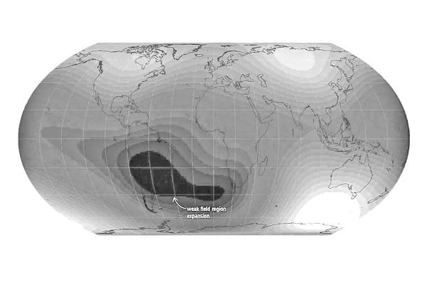 আটলান্টিকের ওপর পৃথিবীর চৌম্বক ক্ষেত্র দুর্বল হচ্ছে