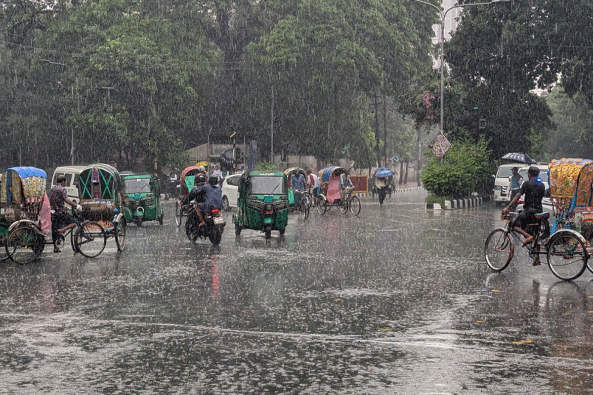 ঢাকায় বজ্রসহ বৃষ্টির সম্ভাবনা, কমবে তাপমাত্রা