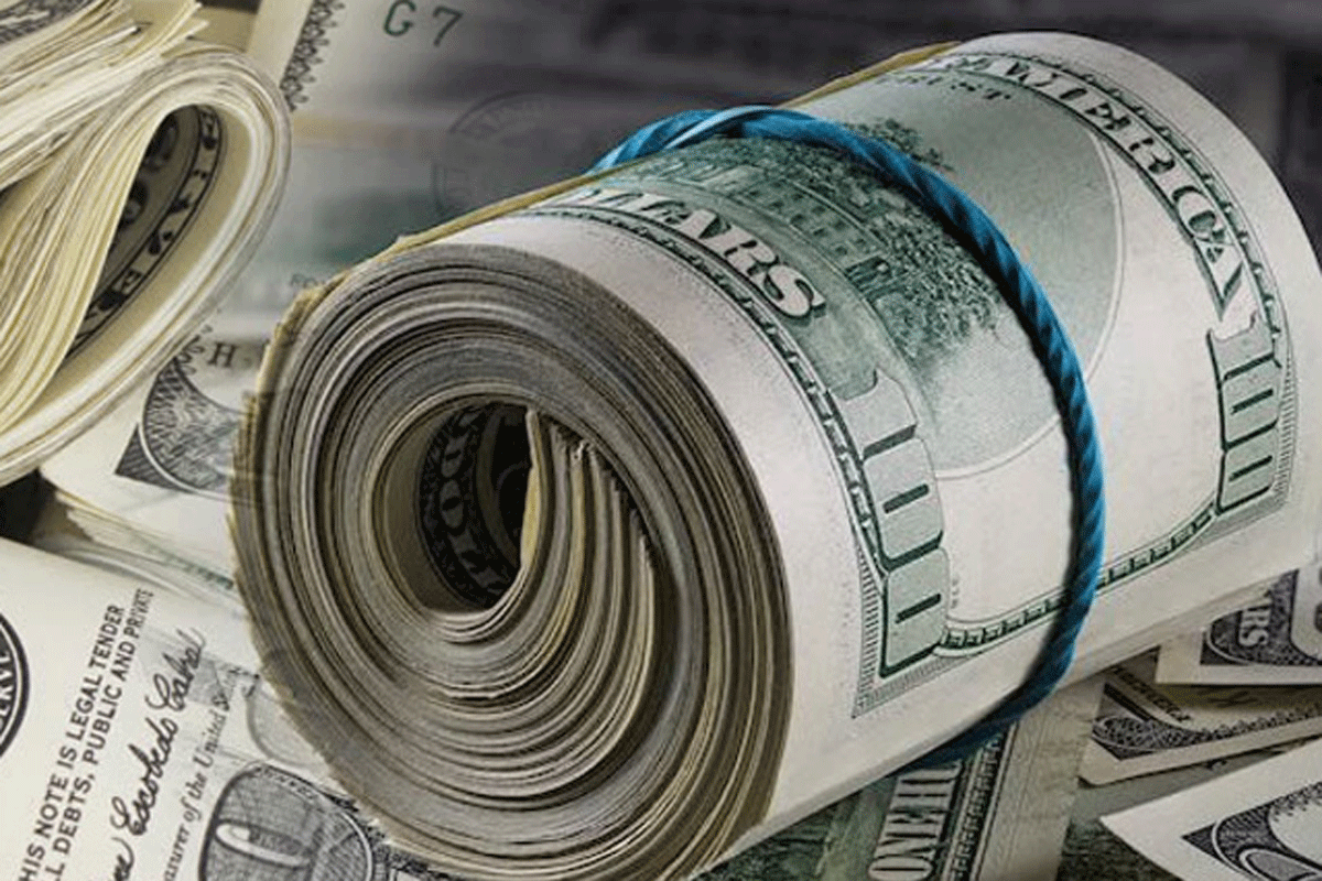 খোলা বাজারে ডলার ১২৫ টাকায়, ব্যাংকেও বাড়ছে দাম