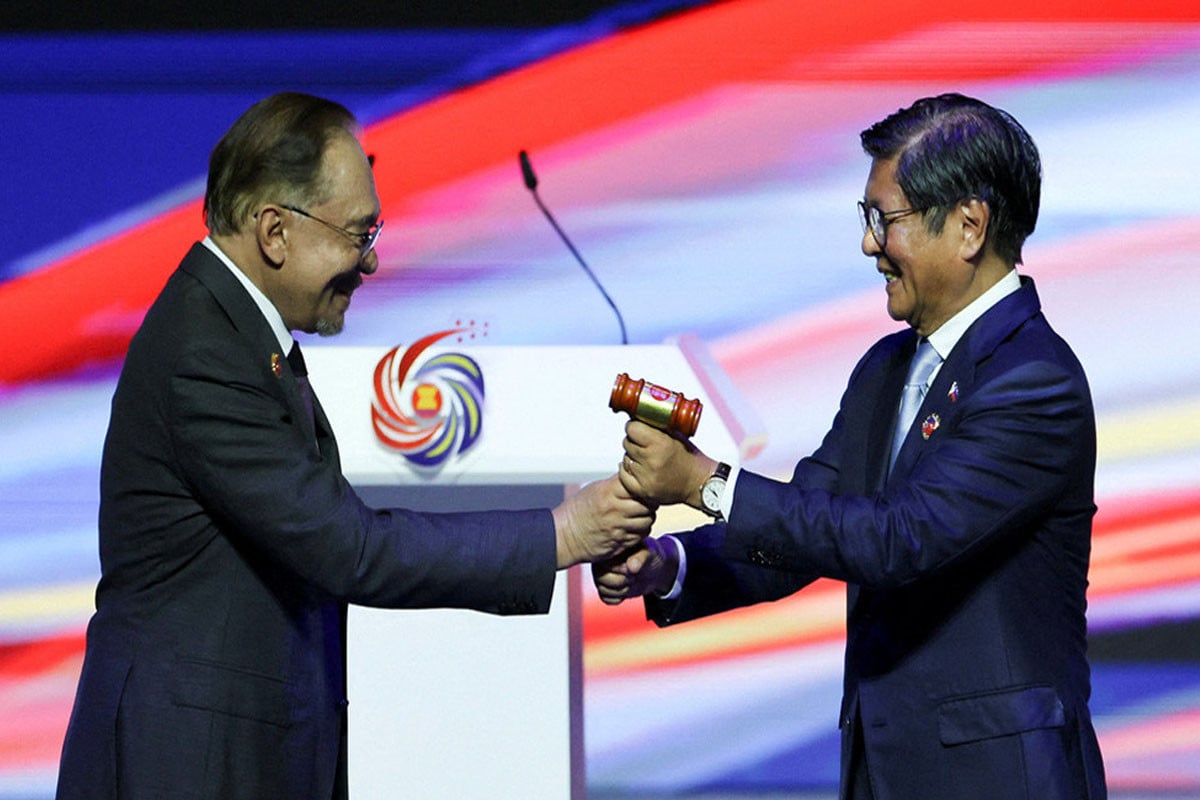 আসিয়ানের সভাপতির দায়িত্ব পেল ফিলিপাইন