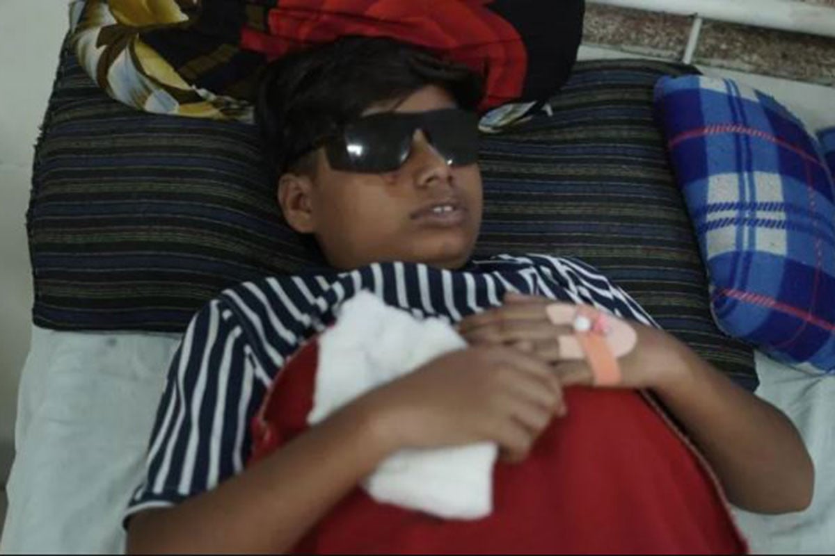 ভারতে দিওয়ালিতে জনপ্রিয় এক বাজি ফেটে অন্ধ বহু শিশু-কিশোর