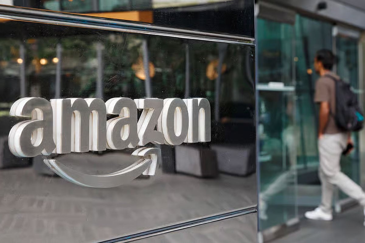 এক ঝটকায় ১৪ হাজার কর্মী ছাঁটাই করল অ্যামাজন