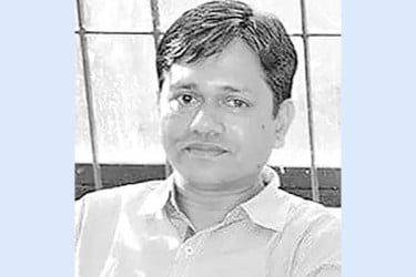 কর্ণফুলীকে বাঁচাতে হবে