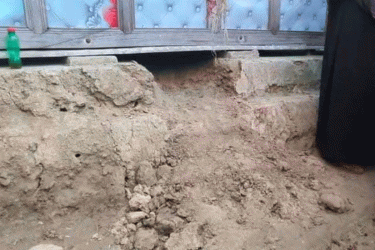 সিঁধ কেটে ঘরে ঢুকে অটোচালককে হত্যা