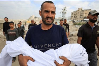 যুদ্ধবিরতি ভেঙে গাজার শতাধিক মানুষকে হত্যা করল ইসরায়েল